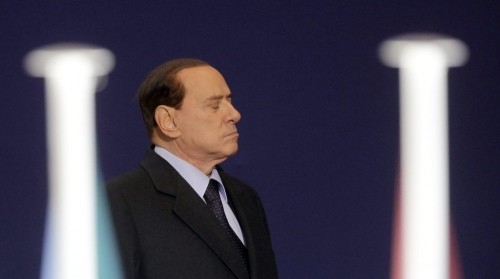 Der Anfang vom Ende. Am 4. November wird Italien am G-20-Gipfel in Cannes  unter "Supervision" der EU und des IWF gestellt  - eine Schmach für den Regierungschef. Nach seiner Rückkehr nach Rom geht alles sehr schnell.