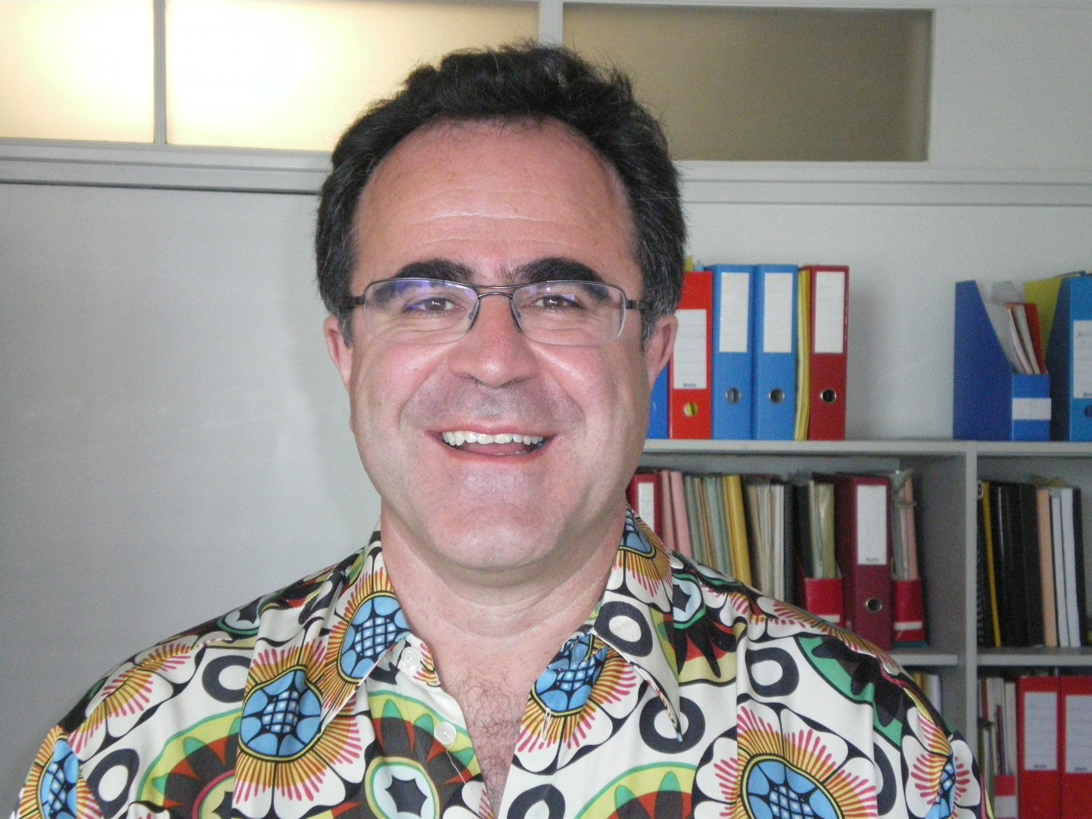 Gianni D’Amato (* 1963) ist seit 2007 ord. Professor und Direktor des Schweizerischen Forums für Migrations- und Bevölkerungsstudien  (SFM) an der Universität Neuenburg. D’Amatos Eltern sind aus Italien eingewandert. Der Secondo wuchs in Dietlikon auf, hat in Zürich die Mittelschule besucht und an den Universitäten von Zürich und Potsdam studiert.