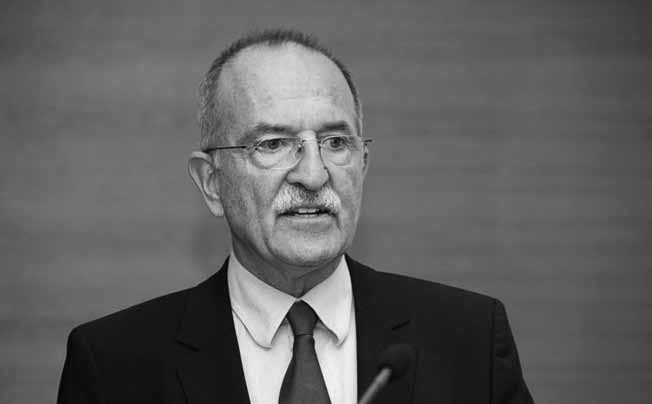 Prof. Dr. Stephan Russ-Mohl (Bild: Daimler und Benz Stiftung)