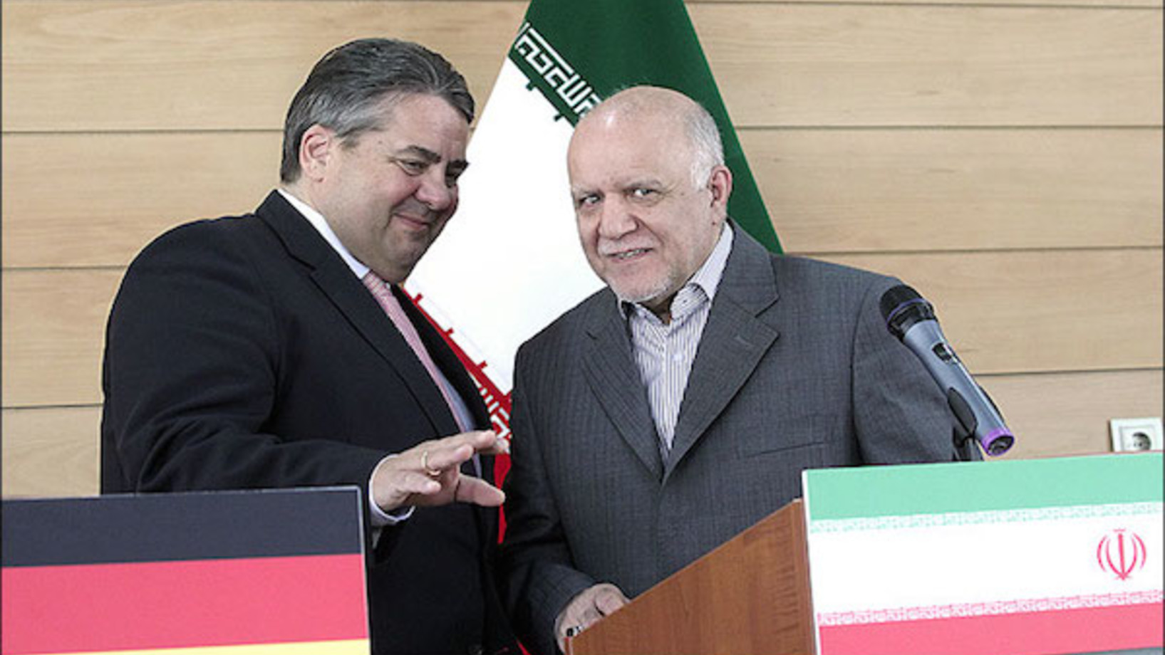 Ex-Wirtschaftsminister Sigmar Gabriel und der iranische Erdölminister Bijan Zanganaeh