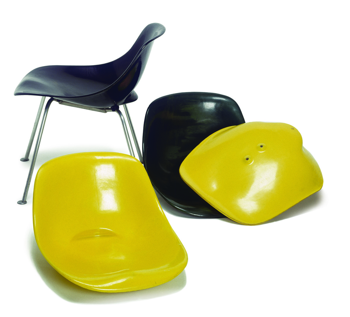 Willy Guhl, Scobalit-Stuhl mit abnehmbaren Sitzschalen (Polyester), 1948, Museum für Gestaltung Zürich, Designsammlung, Foto: FX. Jaggy und U. Romito, © ZHdK