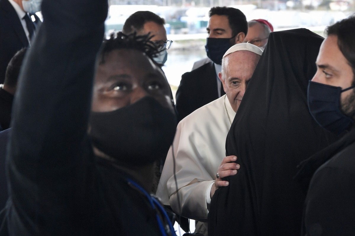 Papst auf Lesbos