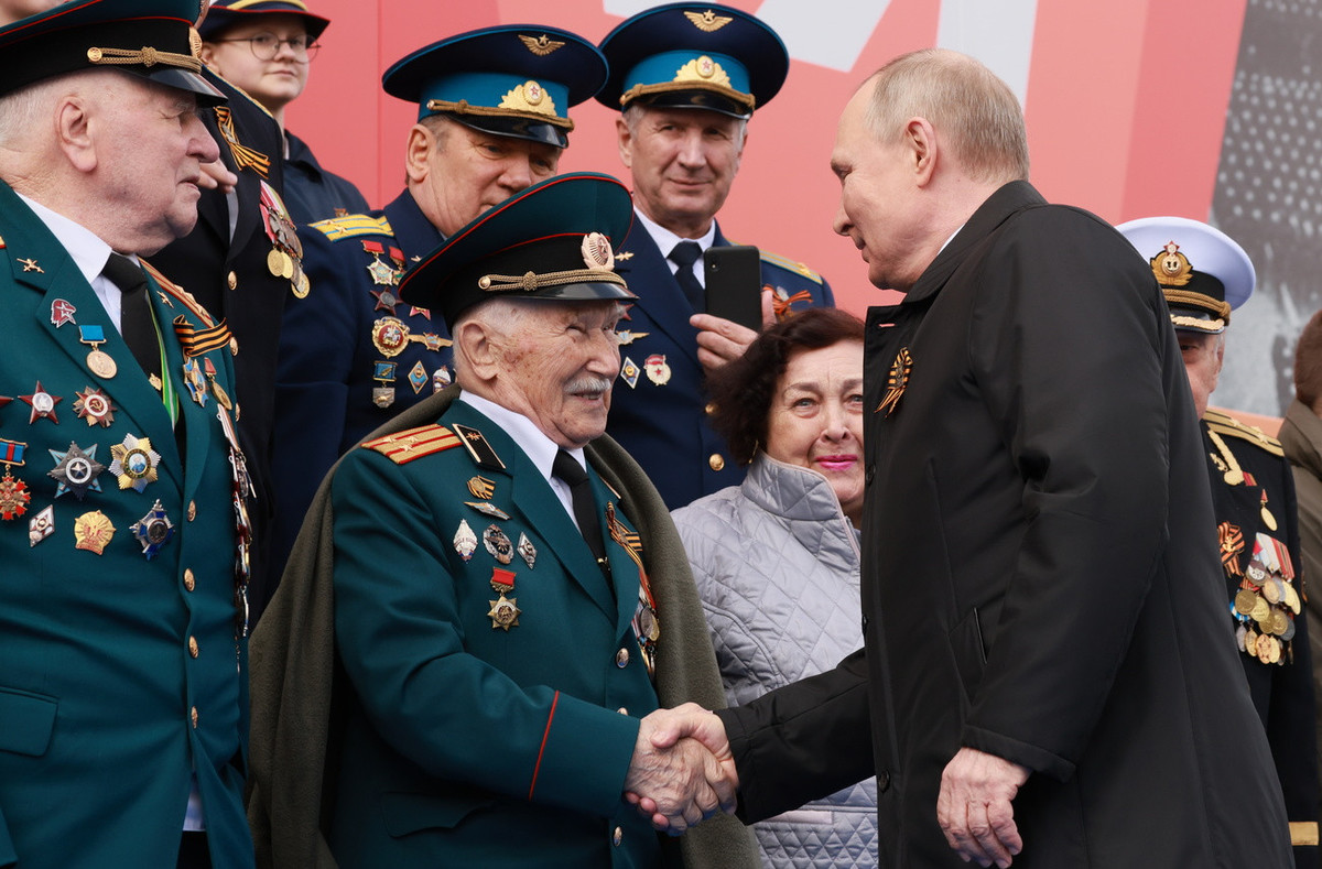 Putin, Veteran