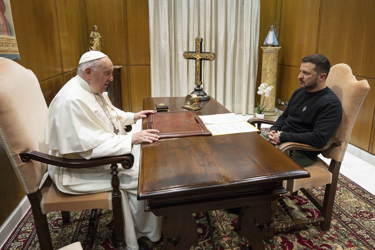 Papst und Selenskyj