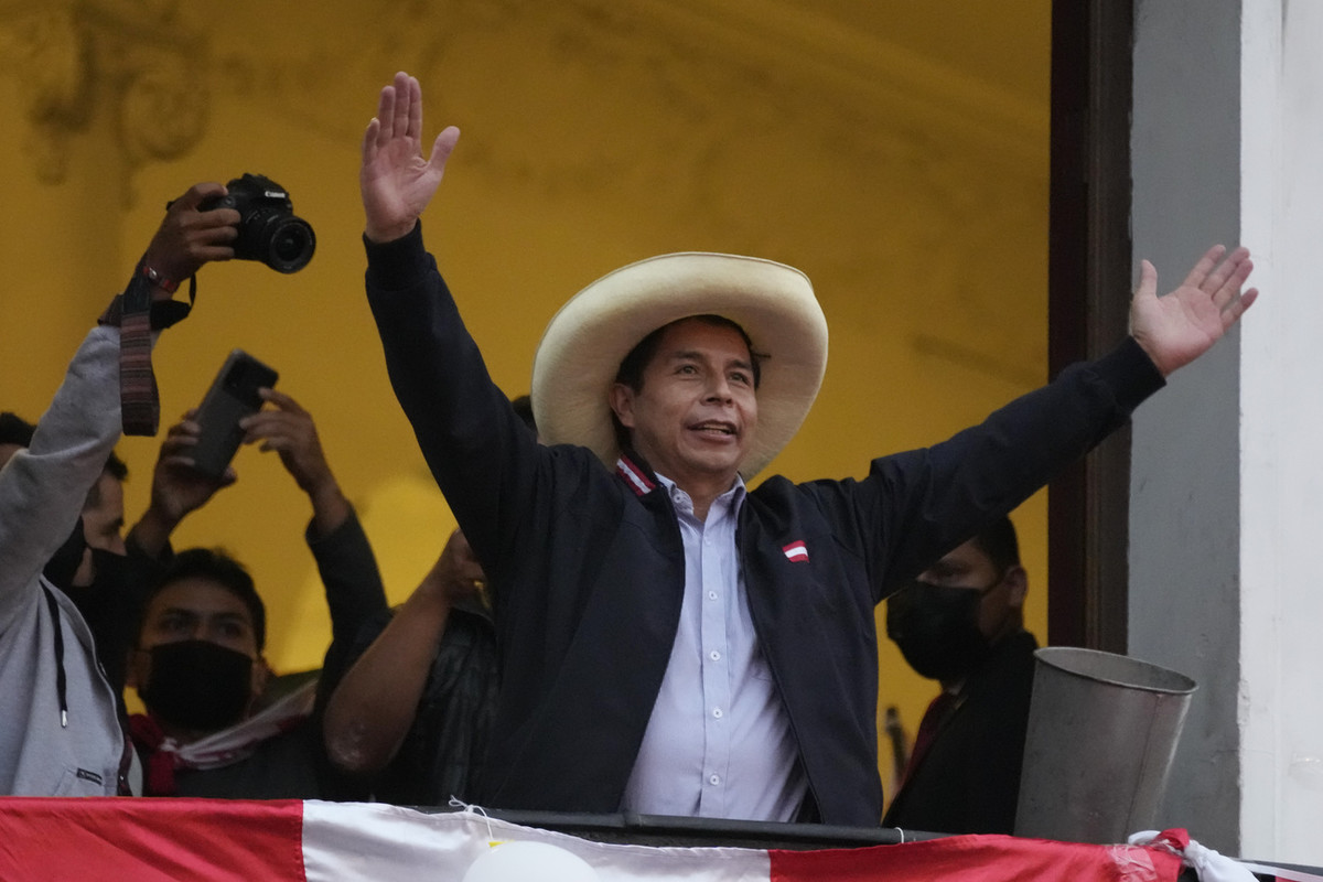 Der Mann mit dem Sombrero: Pedro Castillo (Foto: Keystone/AP/Martin Mejia) 