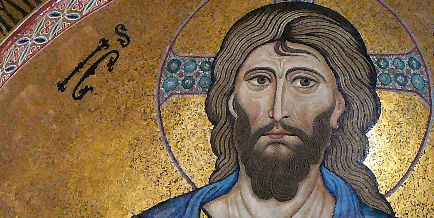 Christus Pantokrator in der Apsis der Kathedrale von Cefalù auf Sizilien (Italien). Mosaik im byzantinischen Stil. © Gun Powder Ma, Wikimedia Commons (Ausschnitt)