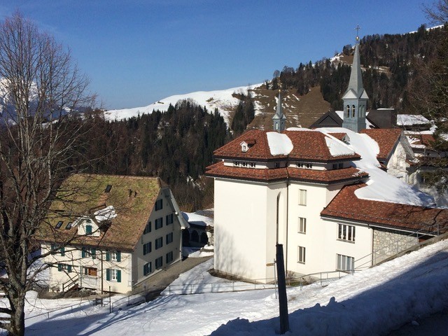 Blick auf das Kloster Niederrickenbach