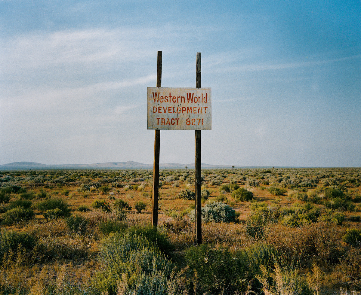 "Western World", Near Four Corners, California, aus:  Written in the West. Revisited, © Wim Wenders /courtesy Schirmer/Mosel