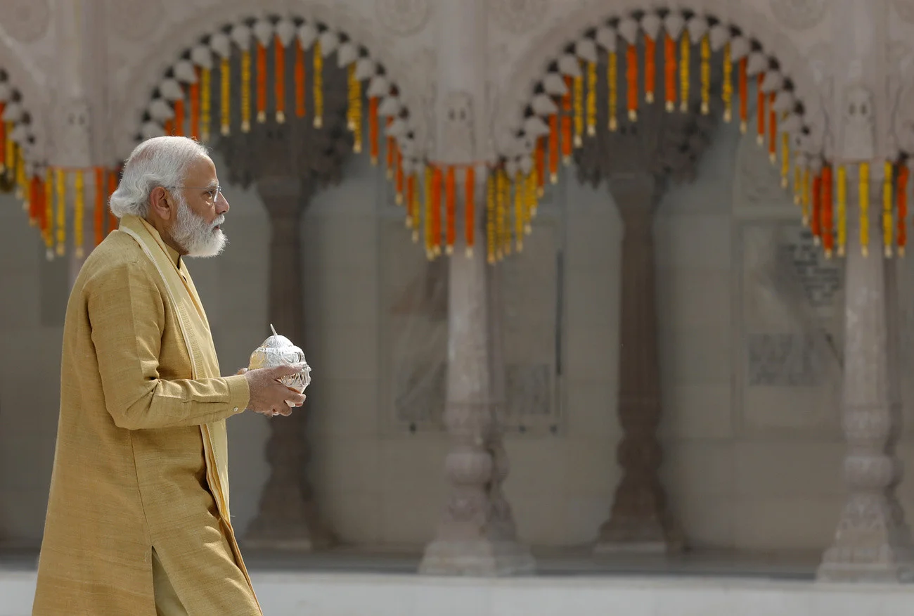 Modi im Büsserkleid
