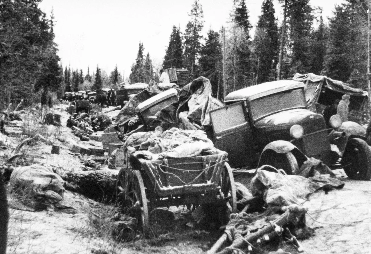 Sowjetischer Militärmaterial