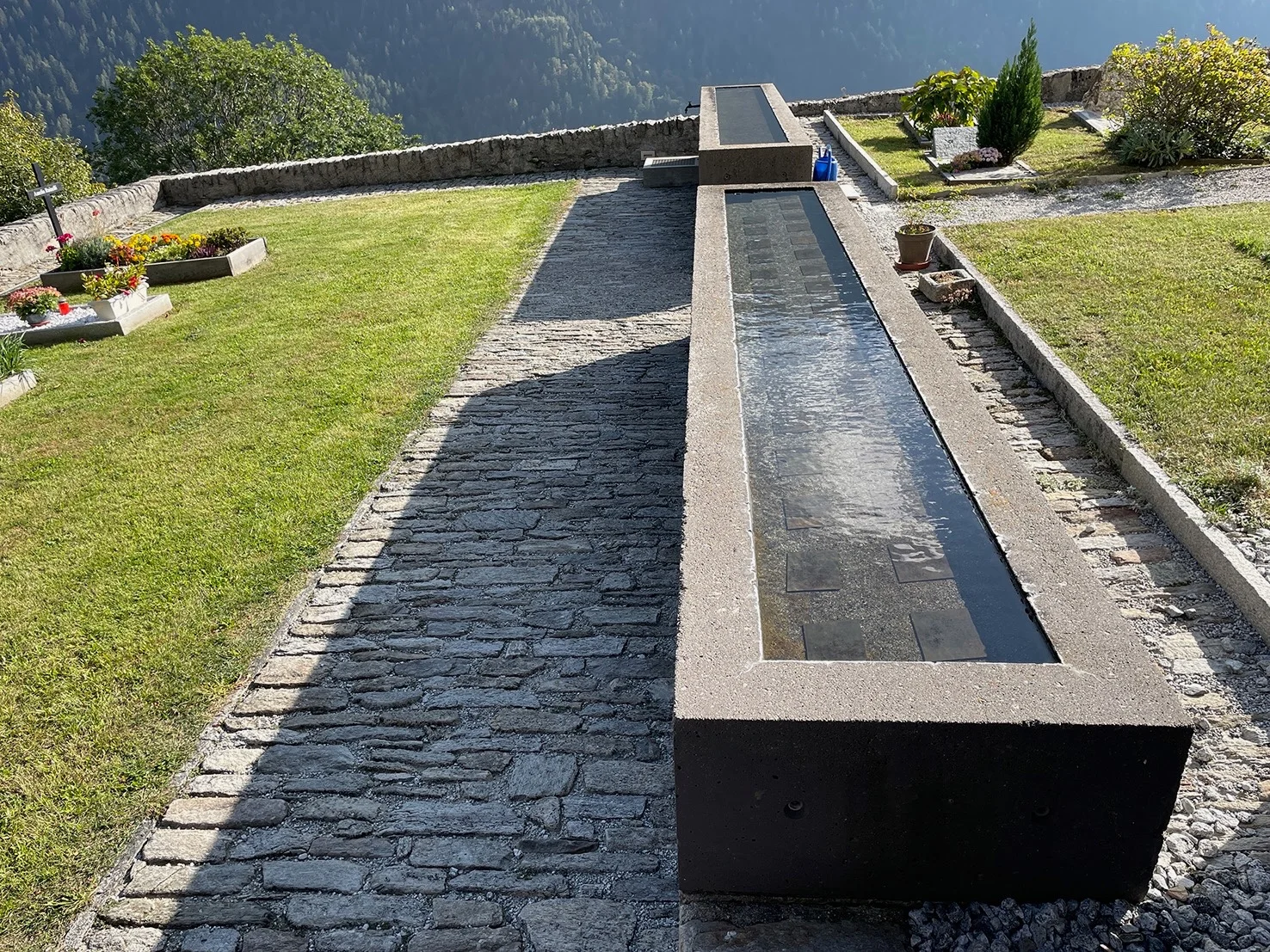 Friedhofsbrunnen, Soglio