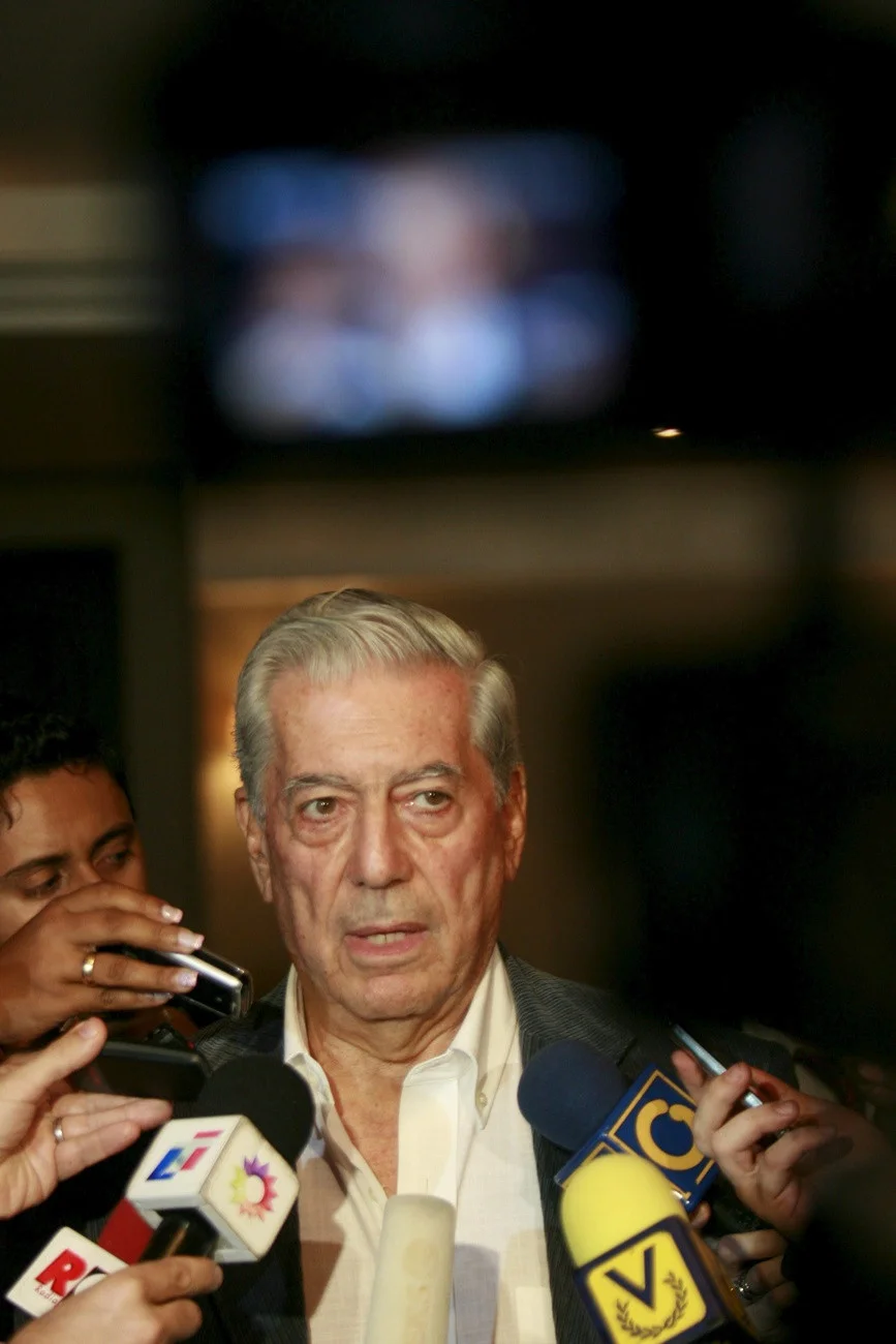 VARGAS LLOSA
