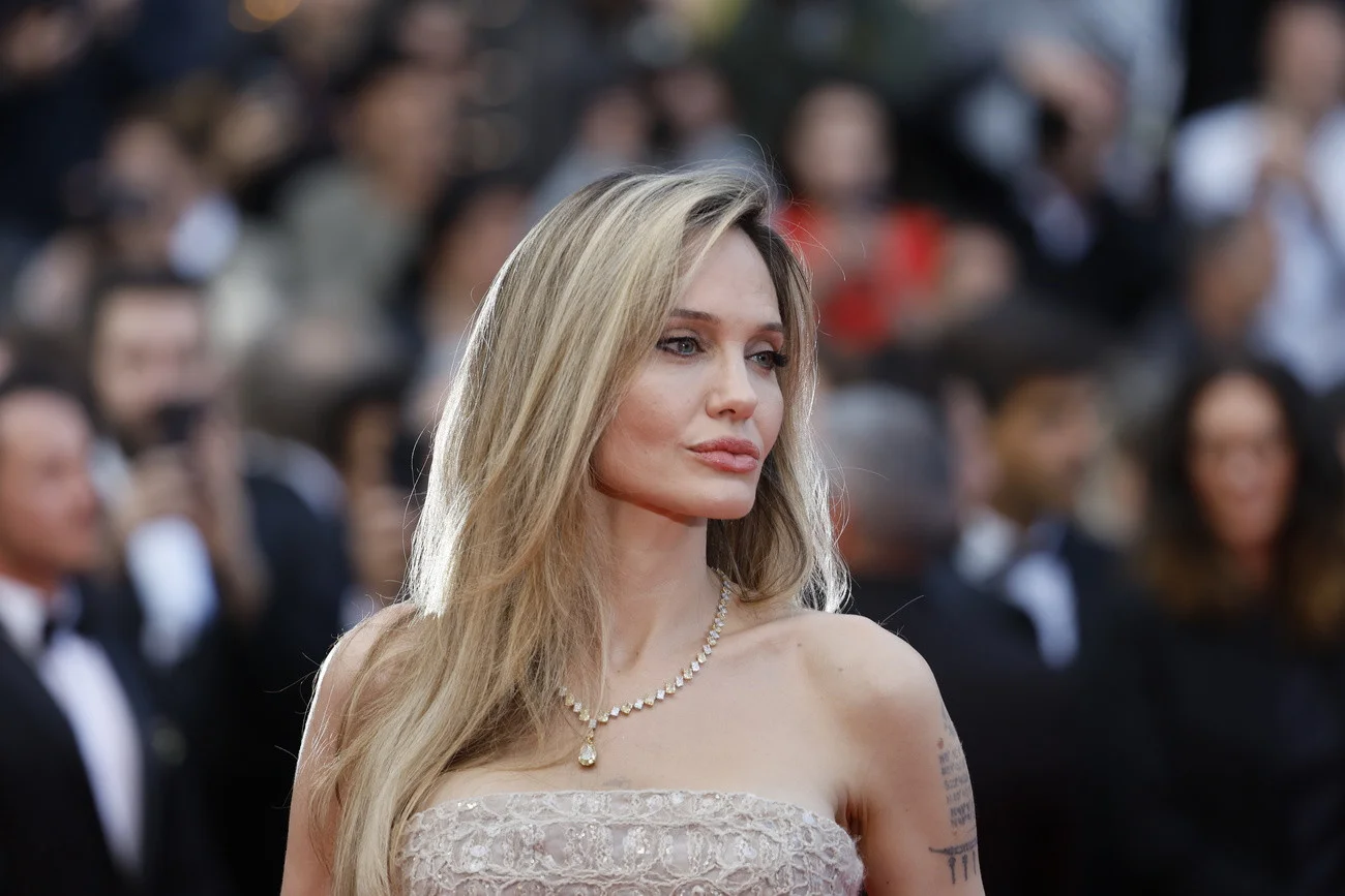 Angelina Jolie