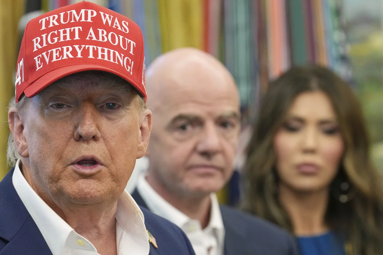 Trump, Infantino, Noem