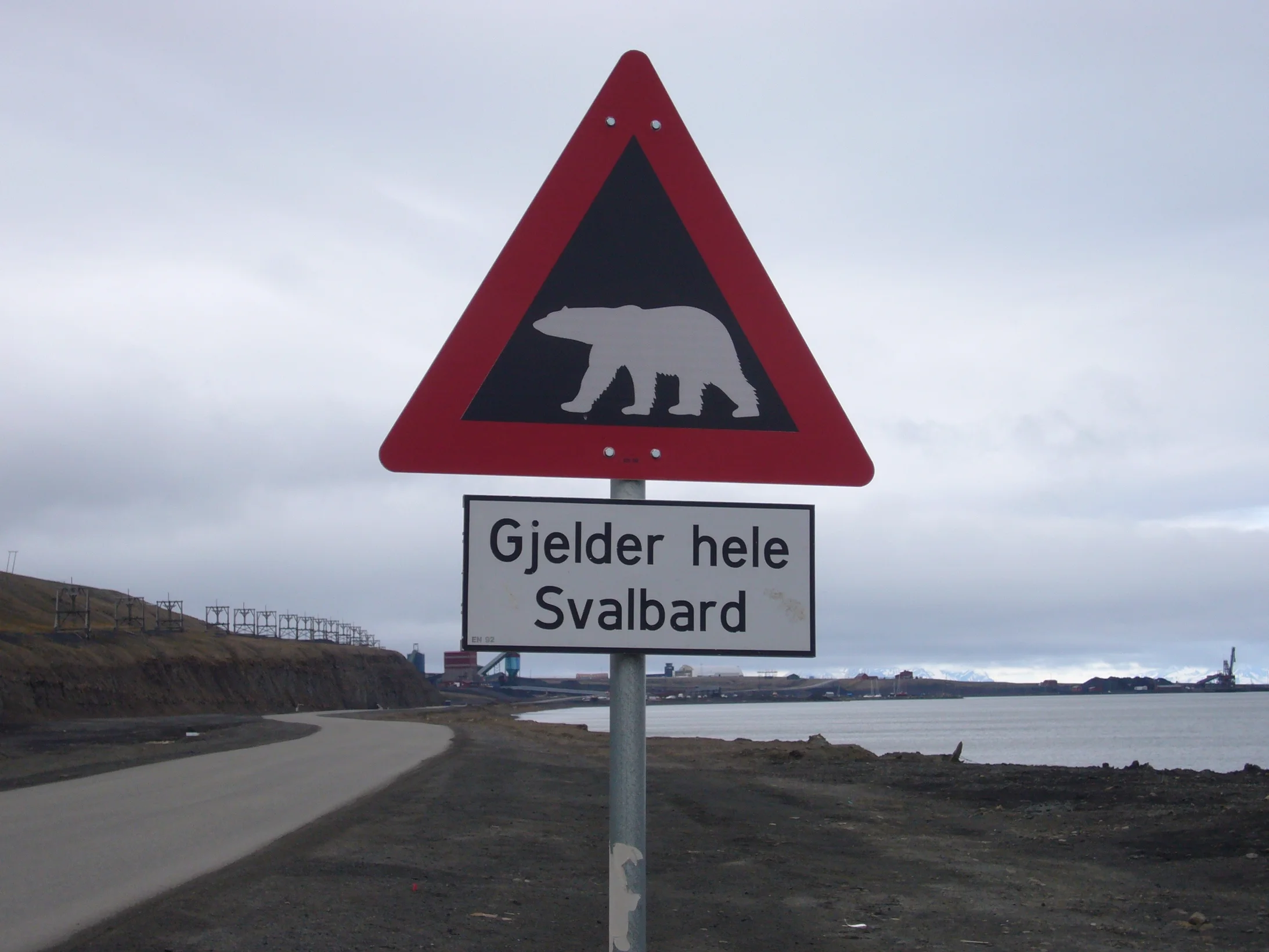 Eisbären-Warnschild