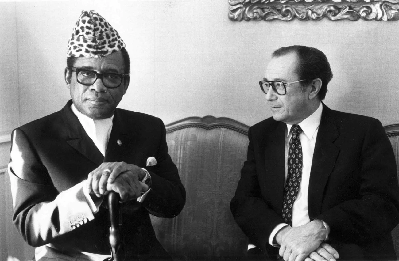 Mobutu, Aubert