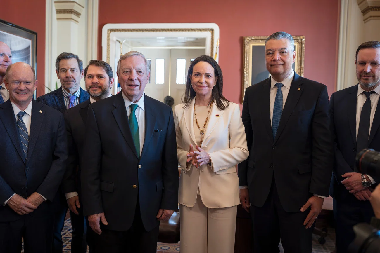 Machado mit Senatoren