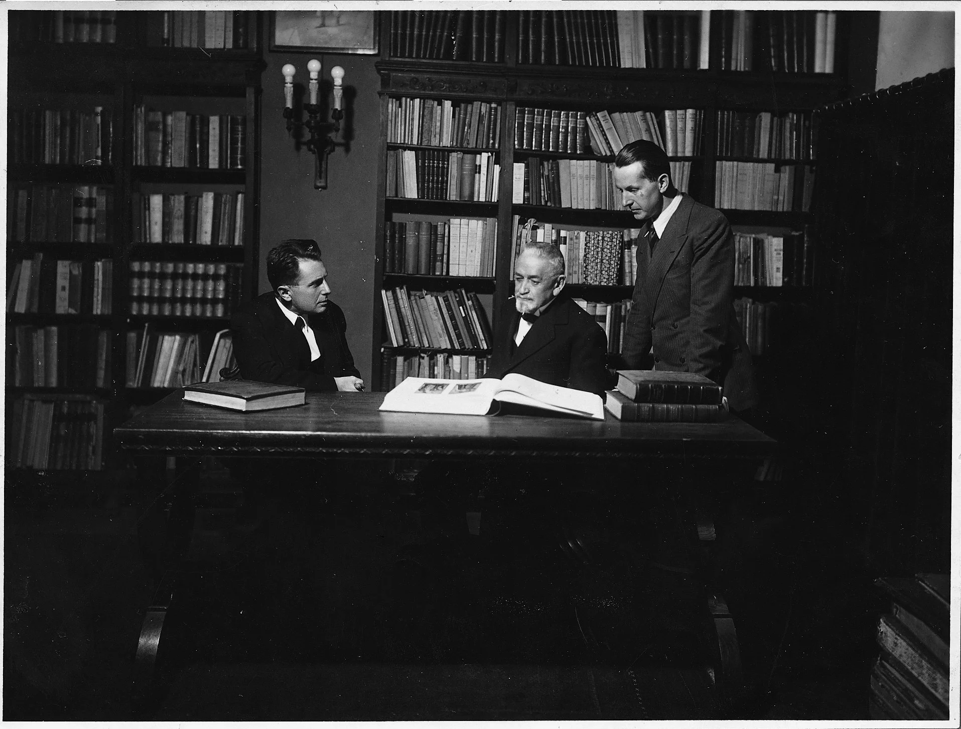 Ulrico Hoepli mit Neffen Carlo (links) und Erardo Aeschlimann