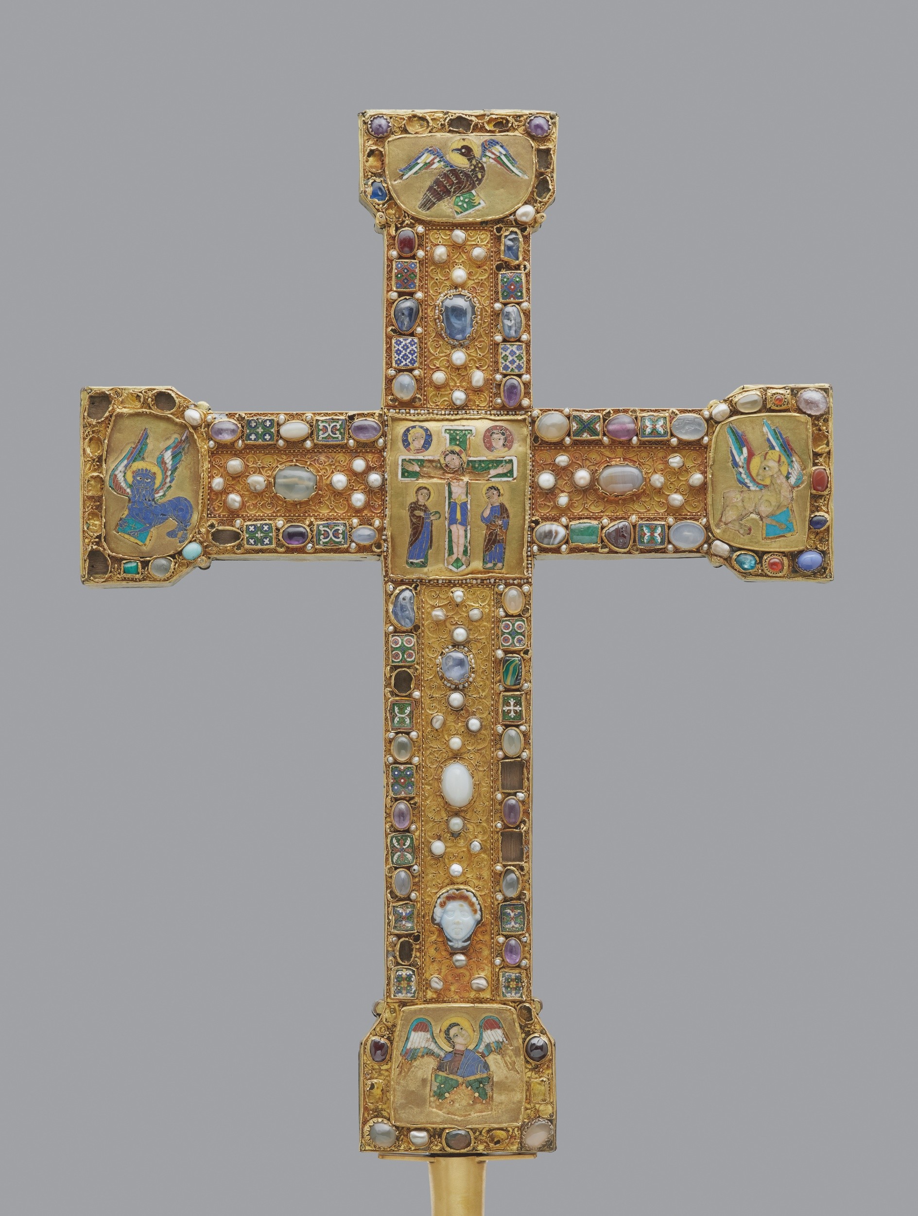 Heinrichs-Kreuz. 11. Jahrhundert. Berlin, Staatliche Museen, Kunstgewerbemuseum
