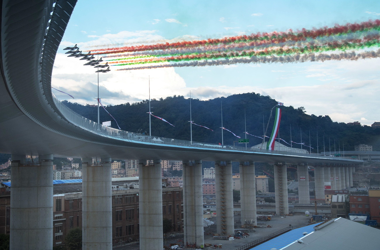 Die Frecce tricolori (Foto: Keystone/EPA/Luca Zennaro)