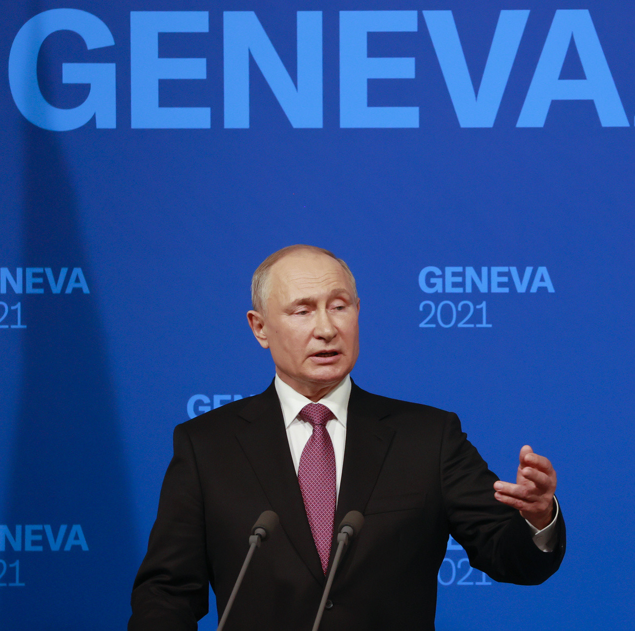 Wladimir Putin während der Medienkonferenz am Mittwochabend in Genf (Foto: Keystone/Reuters Pool/Denis Balibouse) 