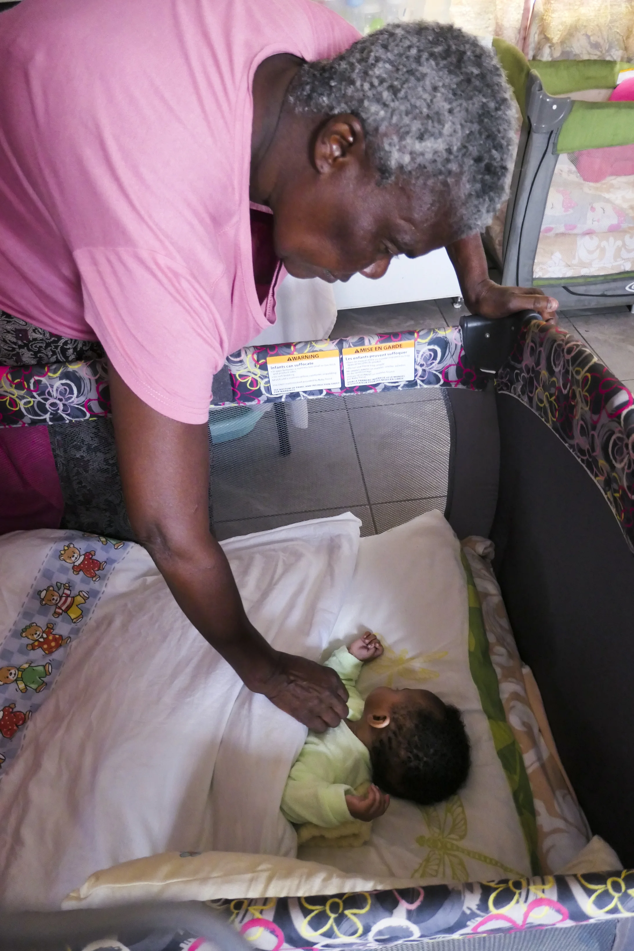 638 Claudia mit Baby