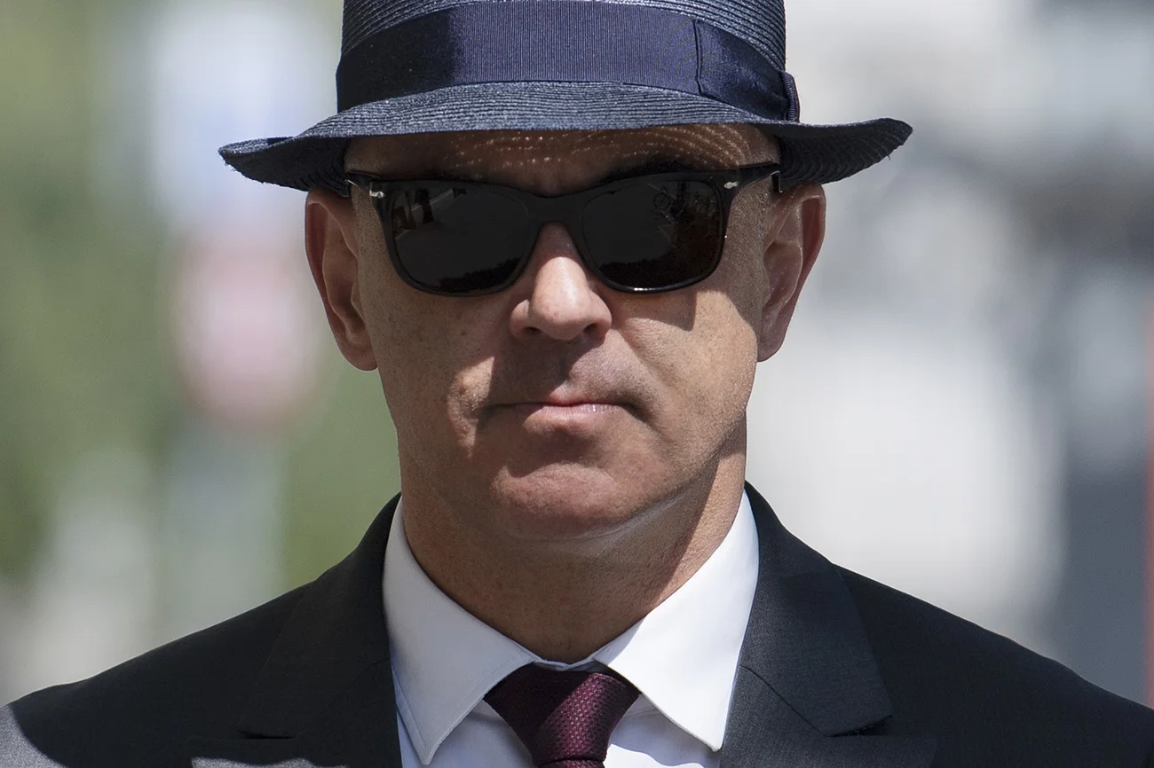 Bundesrat Alain Berset schreitet zu einer Medienkonferenz ueber Covid 19 Massnahmen, am Mittwoch, 11. August 2021, in Bern. (KEYSTONE/Peter Schneider) 