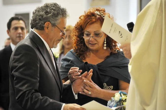 Austausch der Ringe. Giuseppe Gulotta und Michela Aronica