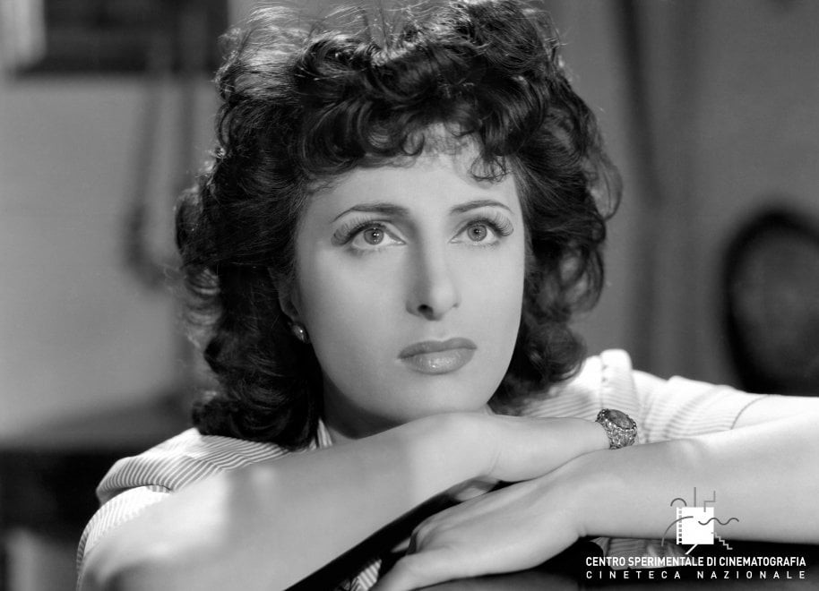 Anna Magnani 1946 in „Davanti a lui tremava tutta Roma“ von Carmine Gallone 