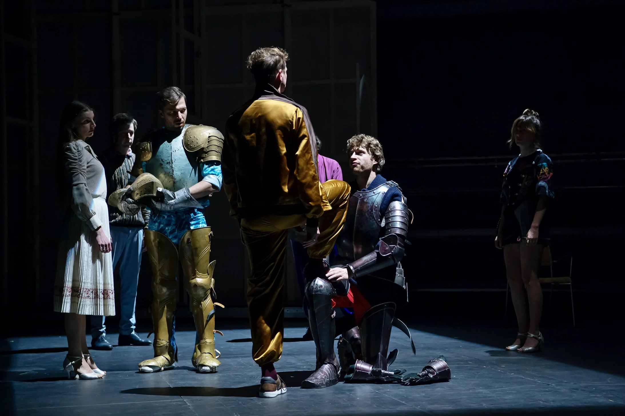 Leonie Merlin Young, Holger Bülow, Simon Kirsch, Maik Solbach, Jan Dravnel, Jonas Anders, Dominika Biernat © Priska Ketterer 
