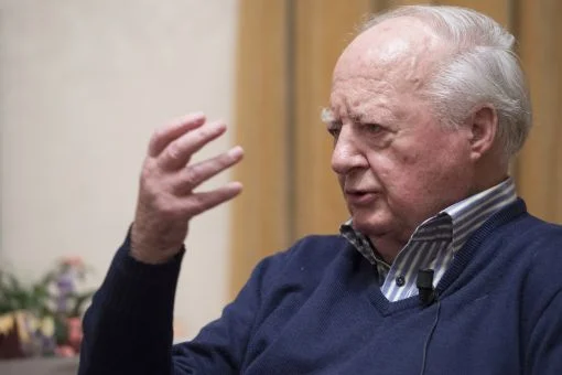 Arnold Hottinger an seinem 90. Geburtstag am 6. Dezember 2016 (Foto: Journal21.ch/Keystone/Anthony Anex)