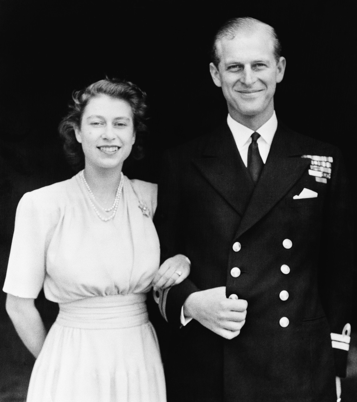 Kurz vor der Heirat: Prinzessin Elizabeth und Philip Mountgatten in London am 10. Juli 1947 (Foto: Keystone/AP)