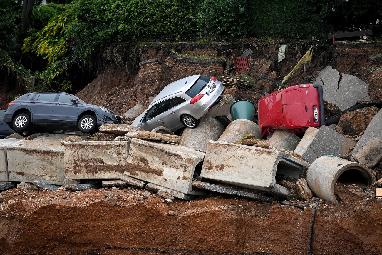 Erftstadt am Freitagmorgen (Foto: Keystone/EPA/Sascha Steinbach)
