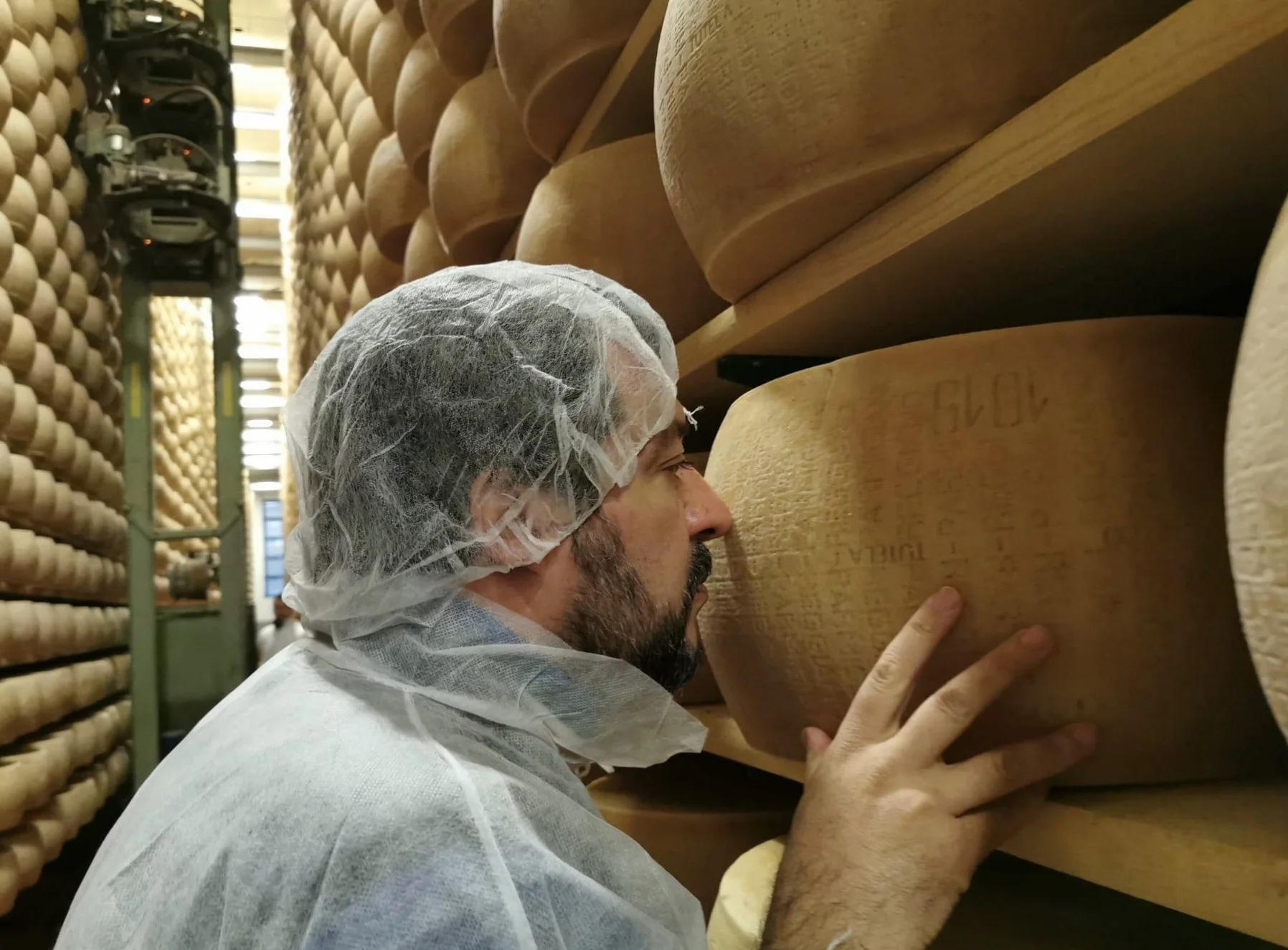 Salvini in einer Käserei (Foto: Facebook Salvini)