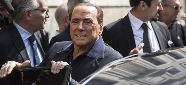 Berlusconi am vergangenen Sonntag nach seiner Herzschwäche