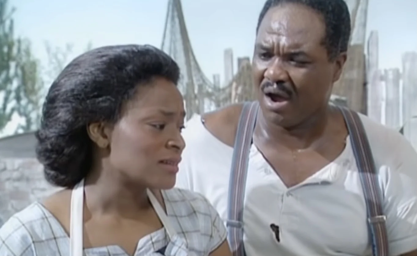 Porgy wird von Williard White gesungen, Bess von Cynthia Haymon. (Bild: Youtube)