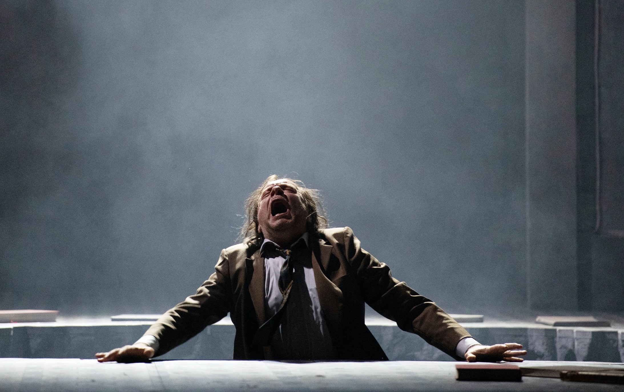 Boris Godunow im Opernhaus Zürich. Titelrolle: Michael Volle, Bariton; Inszenierung: Barrie Kosky (Foto: Monika Rittershaus)