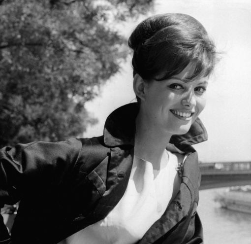 Claudia Cardinale 1961 in Paris während der Dreharbeiten zu „Les lions sont lâches“ von Henri Verneuil. (Foto: Keystone)
