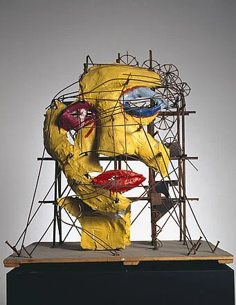 Jean Tinguely (1925–1991), Niki de Saint Phalle (1930–2002) Le Cyclop –La Tête, 1970 Eisendraht und -blech, Gipsgaze, Farbe, 82 x 77 x 47 cm Museum Tinguely, Basel. Ein Kulturengagement von Roche. Donation Niki de Saint Phalle © Niki Charitable Art Foundation / 2021, ProLitteris, ZürichFoto: Christian Baur