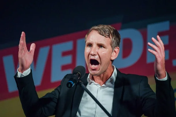 Bei weitem sind nicht alle Wähler und Mitglieder der AfD verkappte Alt- und Neu-Nazis. Aber Leute wie der thüringische AfD-Landesvorsitzende Björn Höcke ist einer. (Foto: Keystone/DPA/Patrick Pleul)
