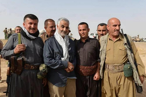 General Soleimani (2. von links) bei einem Besuch in der autonomen Region Kurdistan im Irak