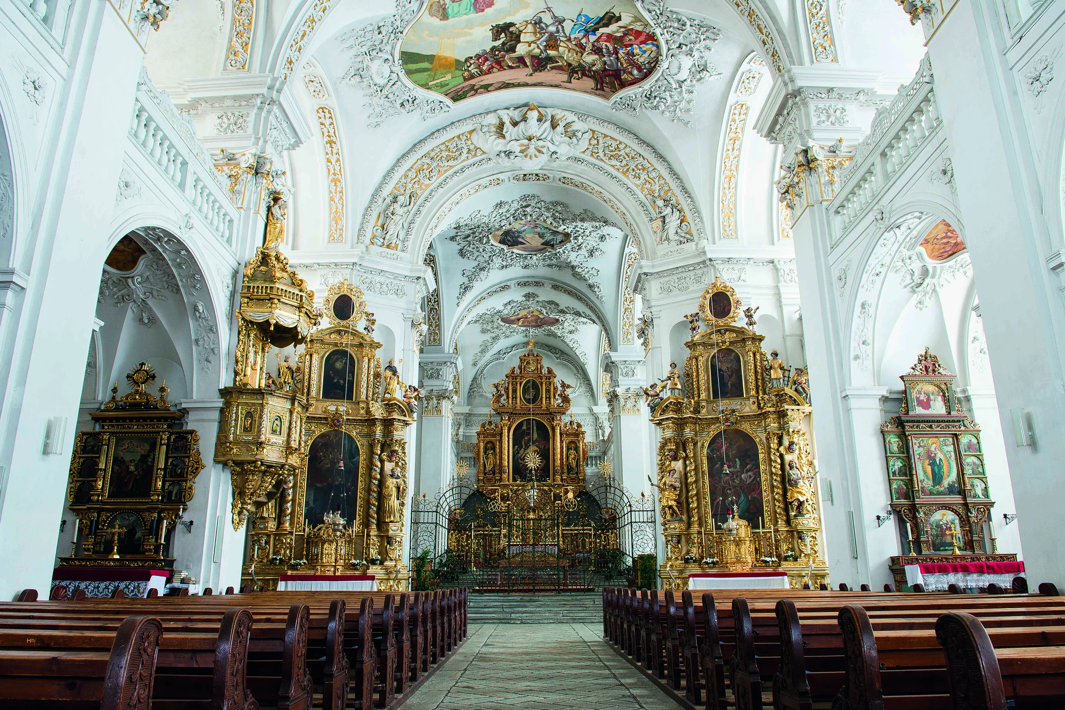 St. Martin: Hochbarock als Hochgefühl. Foto: Benediktinerkloster Disentis