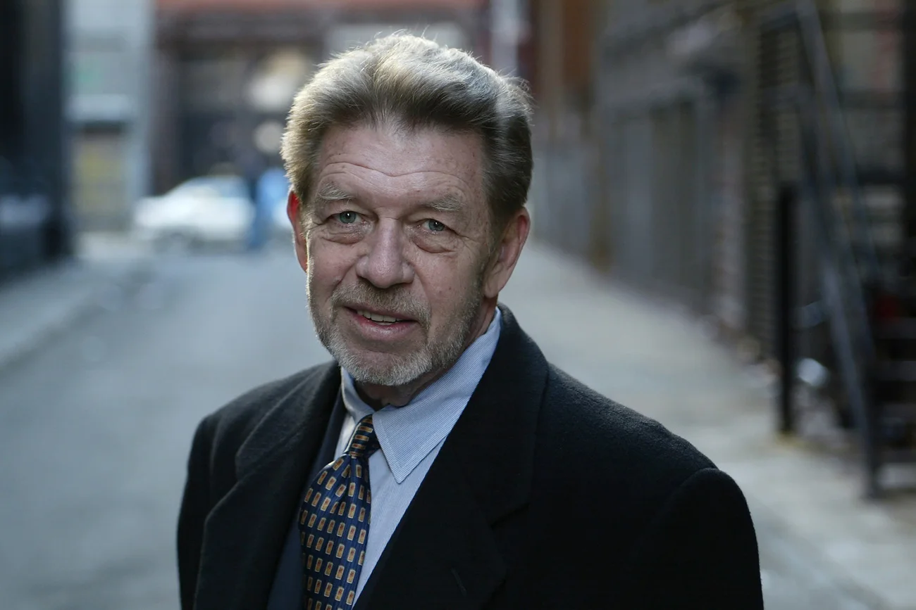 Der amerikanische Journalist, Romancier und Essayist Pete Hamill ist am 5. August 2020 in einem Spital in Brooklyn verstorben. (Bild von 2002, Keystone/EPA, Peter Foley)