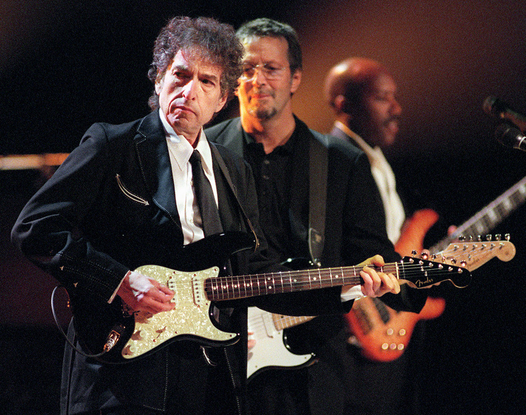 Gipfeltreffen: Bob Dylan und Eric Clapton bei einem Konzert im New York's Madison Square Garden am 30. Juni 1999. (Foto: Keystone/AP John Bellissimo Photography/John Bellissimo)