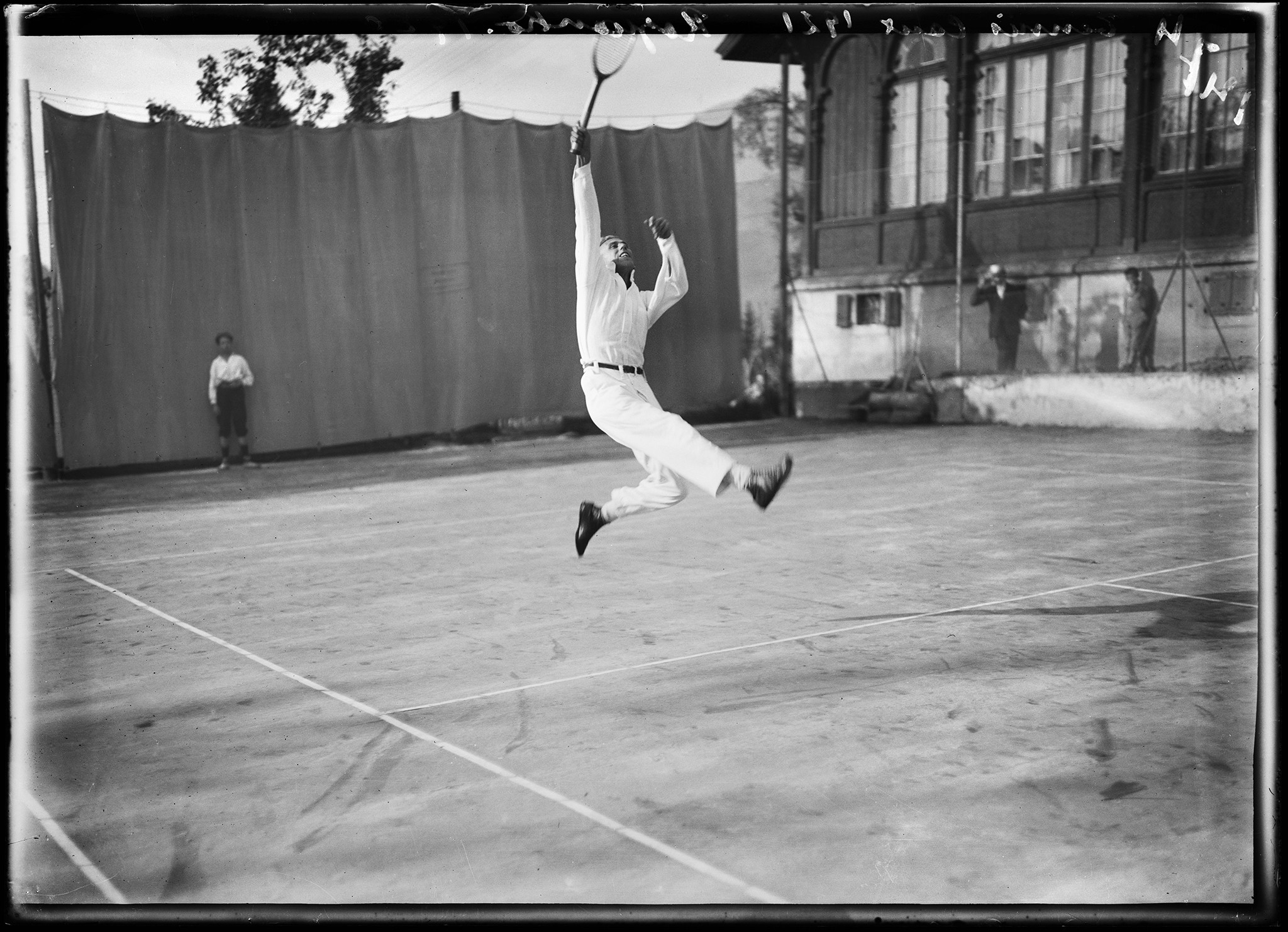 Tennisturnier, Caux, Kanton Waadt, 1921 
© Keystone / Photopress-Archiv / Jules Decrauzat