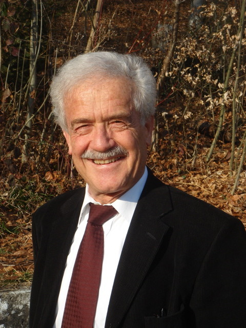 Hans-Luzius Schmid ist ehmaliger stellvertretender Direktor des Bundesamtes für Energie
und Leiter der Programme Energie 2000 und EnergieSchweiz. Er ist 
Vorstandsmitglied der Stiftung Klimarappen.