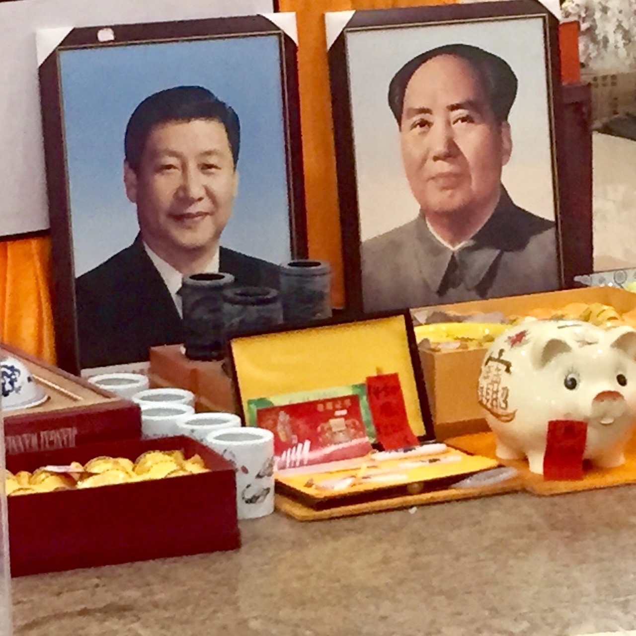 Xi und Mao