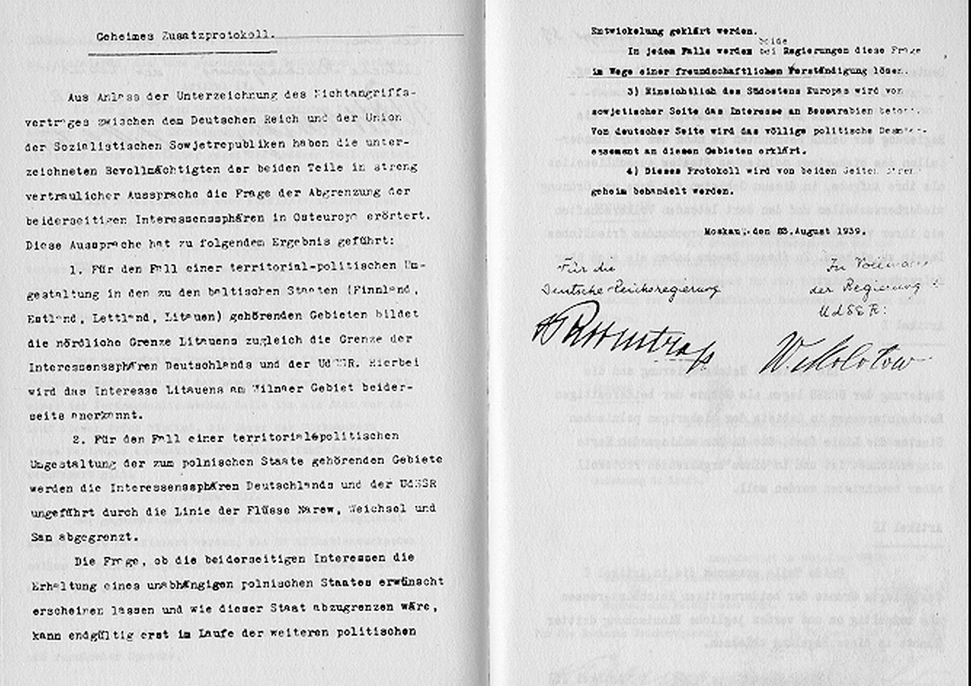 Das Geheimprotokoll zum deutsch-sowjetischen Nichtangriffspakt vom 23. August 1939, unterzeichnet von den Aussenministern Ribbentrop und Molotow. (Quelle: Wikipedia) 