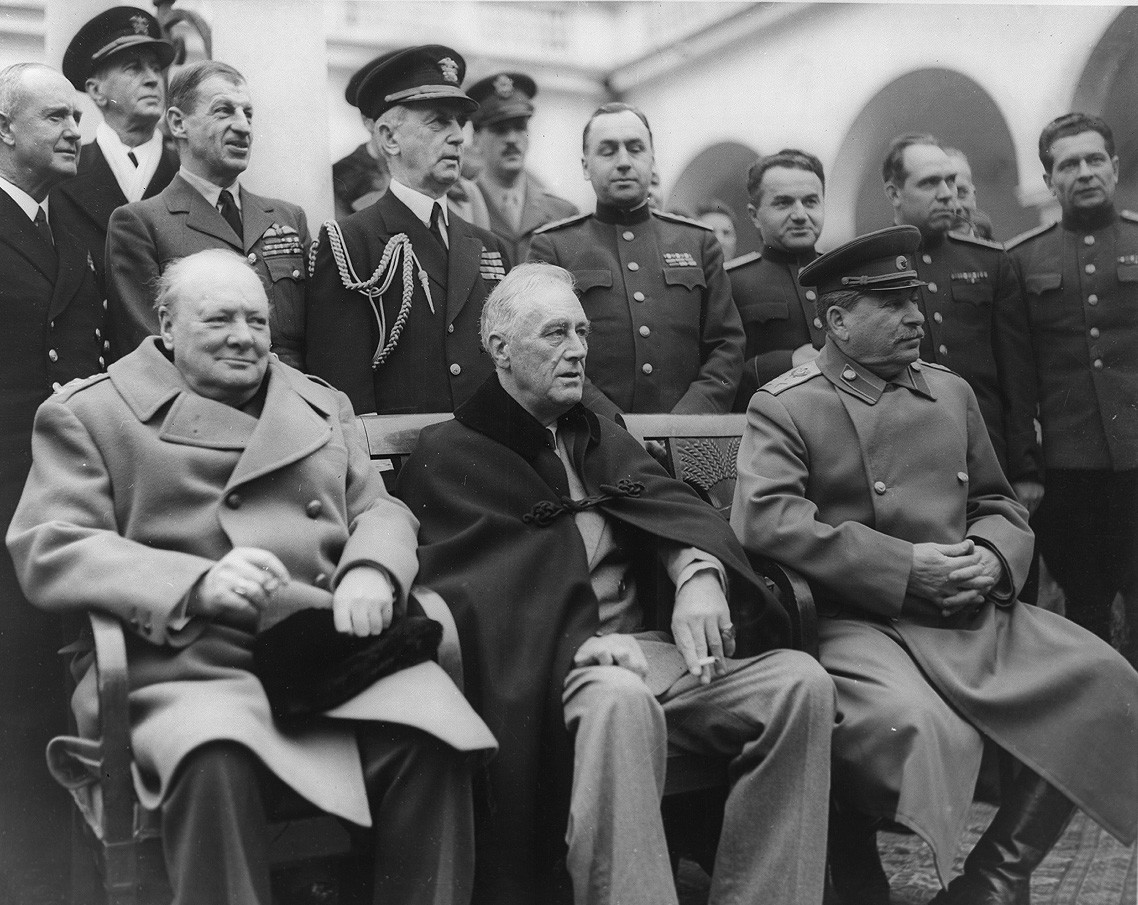 Winston Churchill, Franklin D. Roosevelt und Josef Stalin in Jalta im Februar 1945 (Bild: Keystone/Photopress-Archiv ?)
