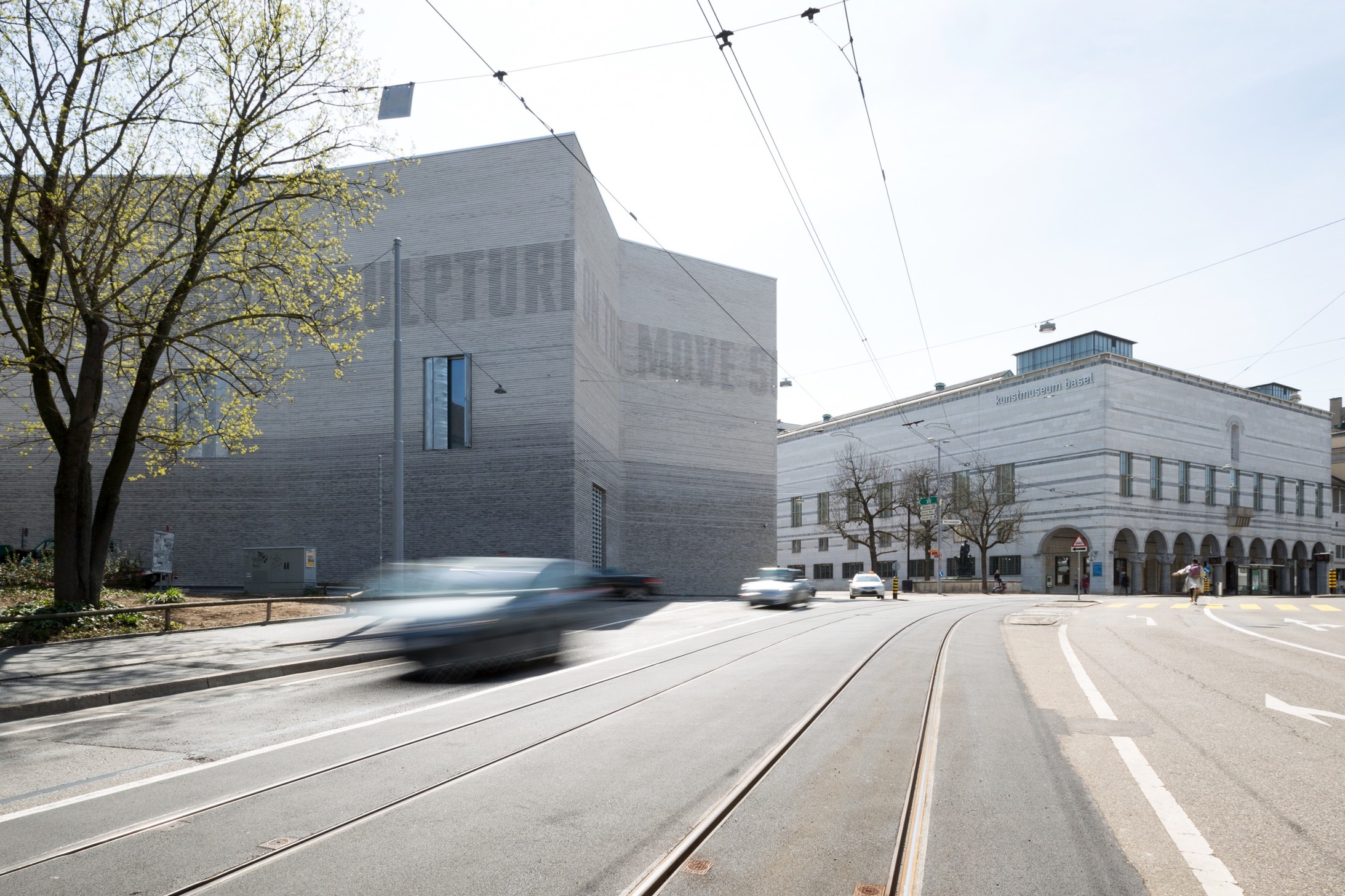 Kunstmuseum Basel. Links der Neubau, rechts der Altbau